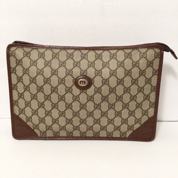 Gucci Handbags - Gucci Vintage Clutch Bag